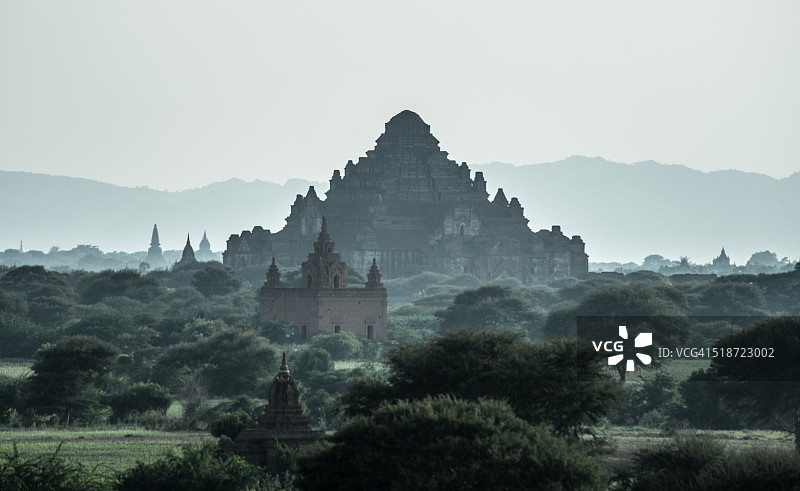 缅甸蒲甘的达玛扬基寺庙图片素材