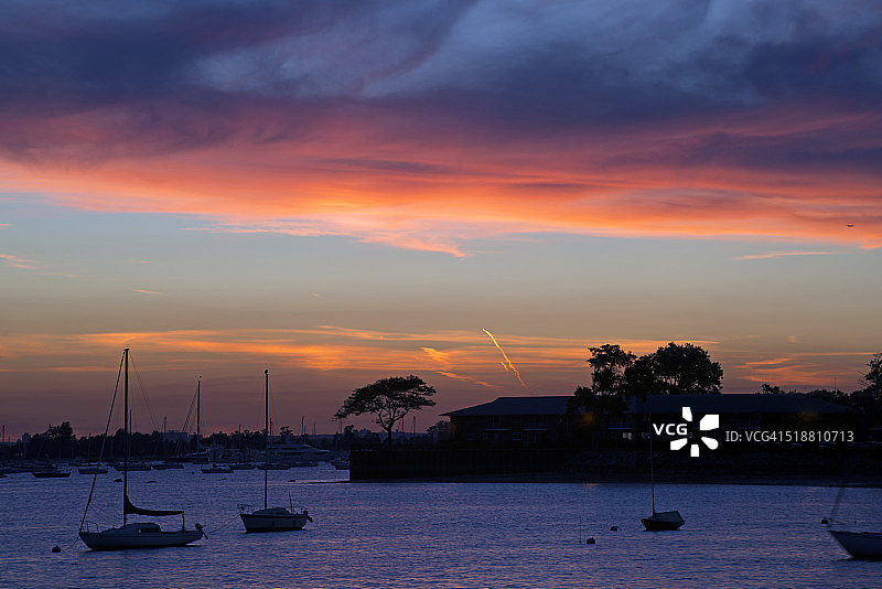纽约曼哈赛特湾码头图片素材