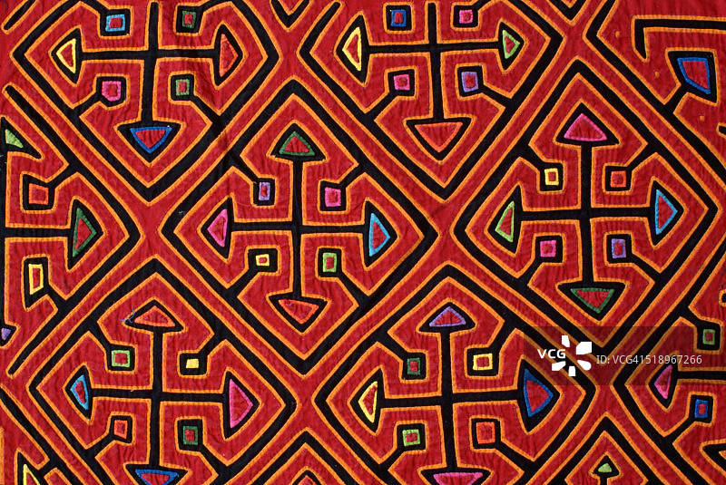 具有重复菱形图案的巴拿马库纳莫拉细节图片素材