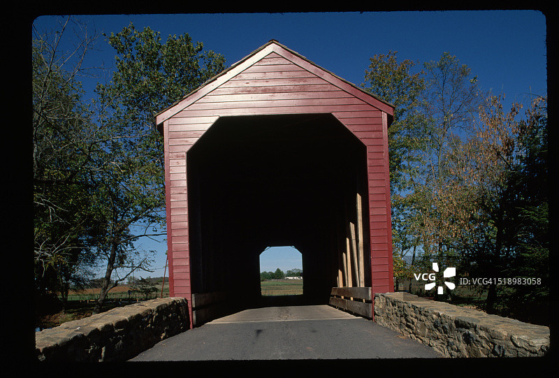 洛伊斯站廊桥图片素材