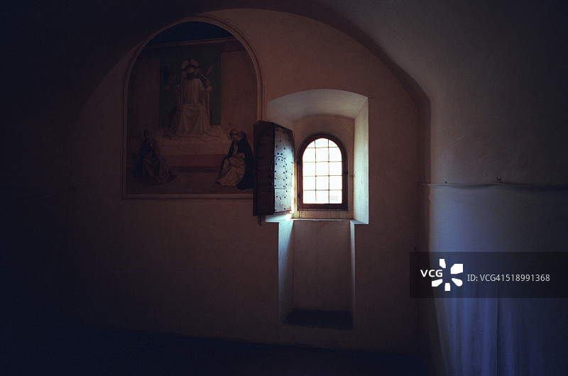 圣马可博物馆的弗拉·安杰利科和工作室对基督、圣母和圣多米尼克的嘲弄图片素材