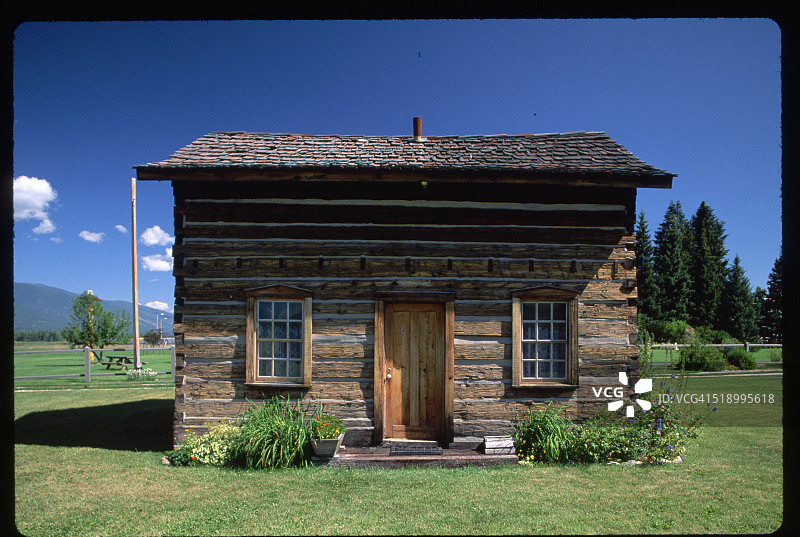 拉瓦利父亲的小屋图片素材