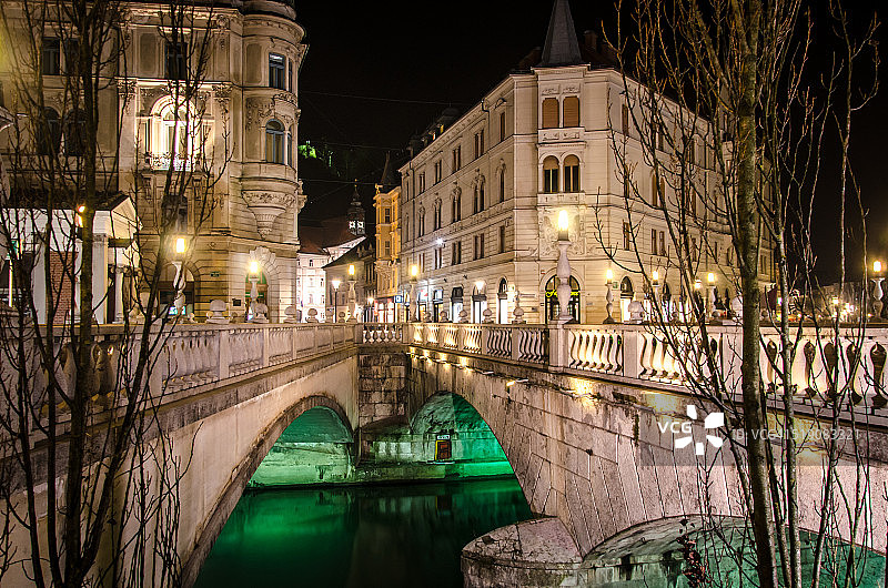 卢布尔雅那夜景图片素材
