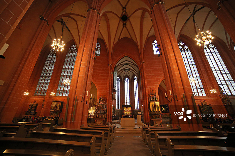 德国法兰克福圣巴塞洛缪大教堂（皇帝大教堂）内部图片素材
