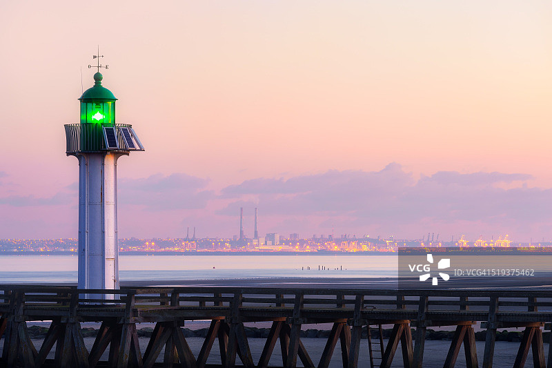 特鲁维尔海滩，多维尔（诺曼底，法国）图片素材