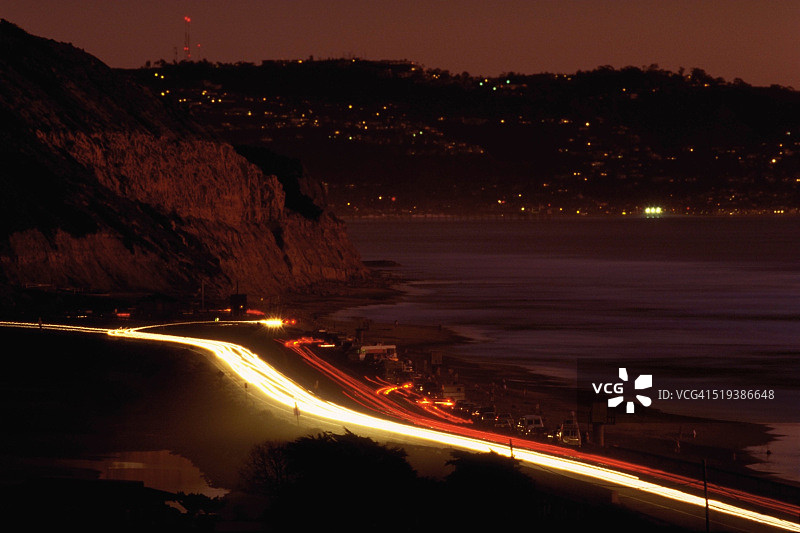 太平洋海岸公路的黄昏灯光图片素材
