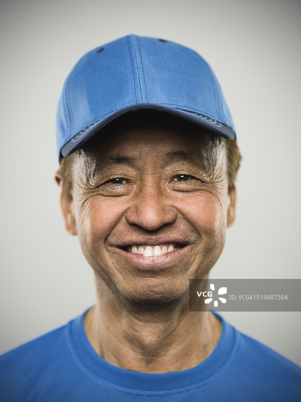 年长的日本男人肖像图片素材