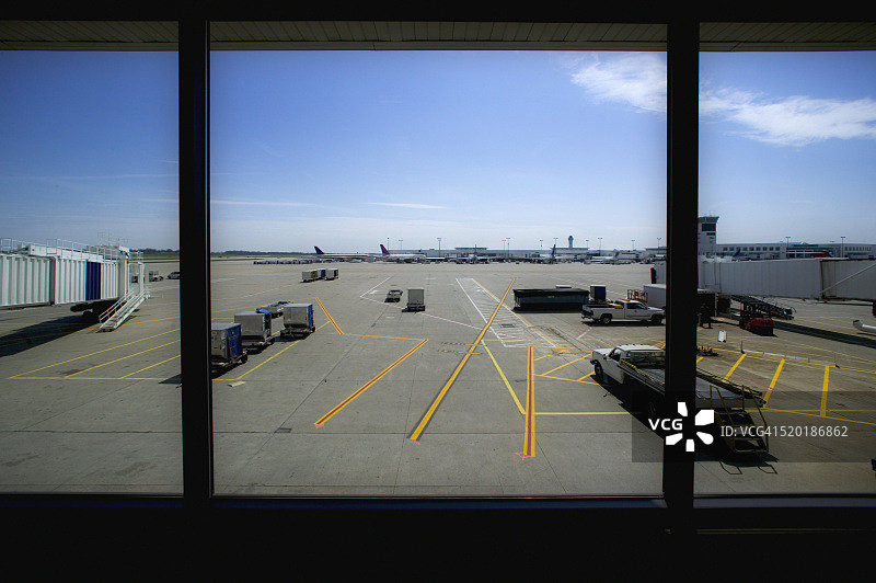机场航站楼大门图片素材