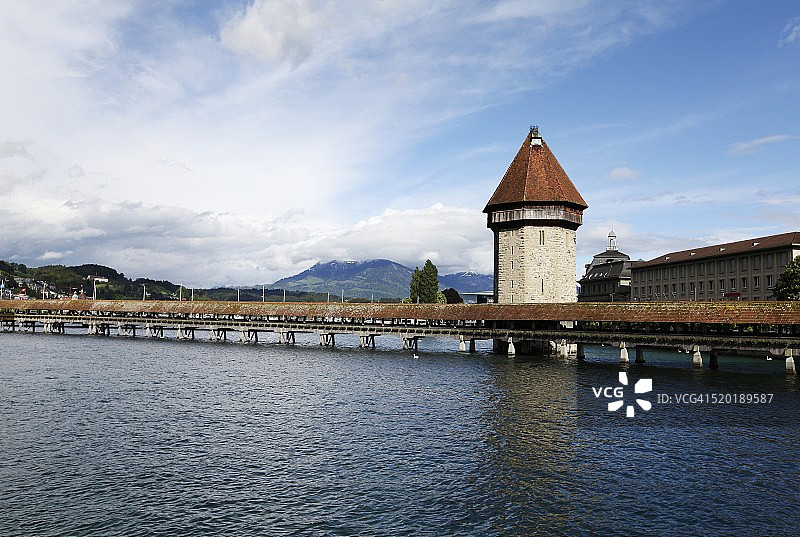 琉森教堂桥图片素材