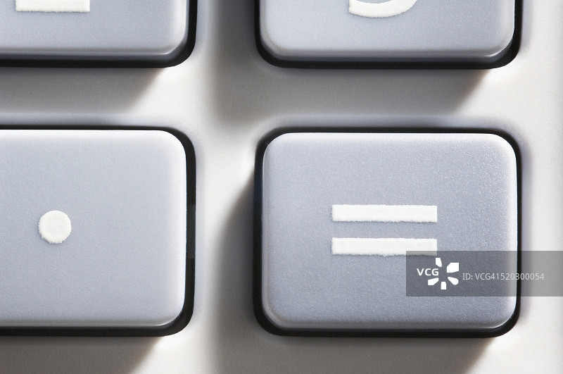 特写：等于号按钮图片素材