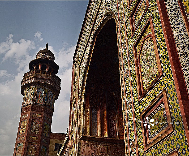 宏伟的瓦齐尔汗清真寺图片素材