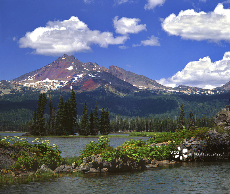 断顶山与斯帕克斯湖图片素材