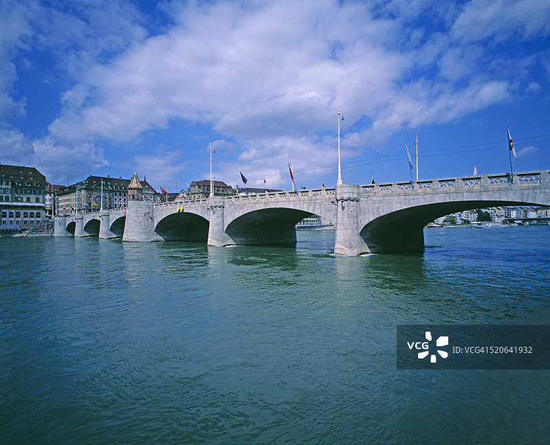 横跨莱茵河的桥梁图片素材
