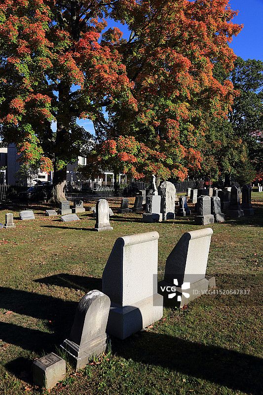 秋色中的普林斯顿公墓图片素材