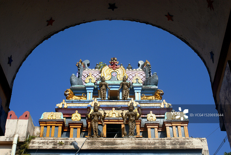 Shree Durga Parmeshwari神庙的塔门，印度卡纳塔克邦卡蒂尔图片素材