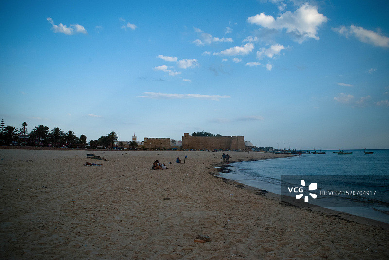 突尼斯哈马马特黄昏海滩图片素材