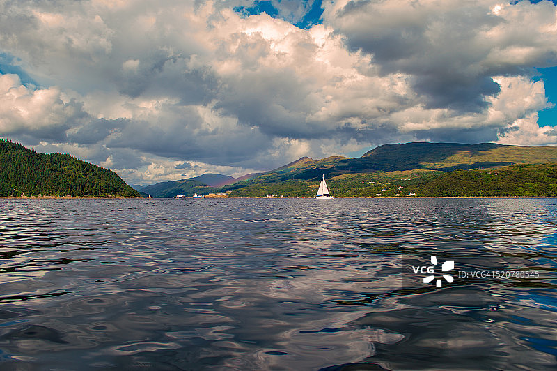 朗湖云景图片素材