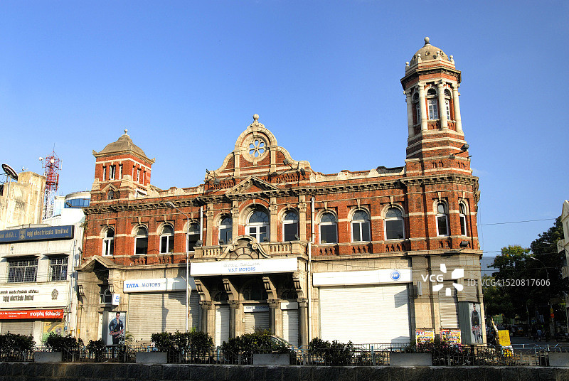 印度泰米尔纳德邦金奈安娜萨莱山的政府大楼图片素材