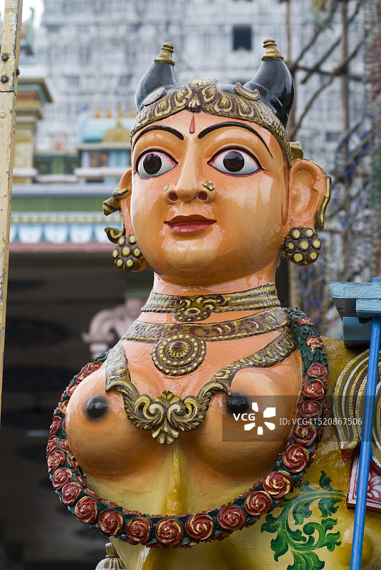 印度泰米尔纳德邦蒂鲁瓦纳马莱阿鲁纳切斯瓦拉神庙的卡玛德努瓦哈南神牛，朱罗王朝时期图片素材