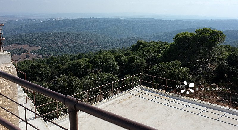 卡梅尔山上的露台与风景图片素材