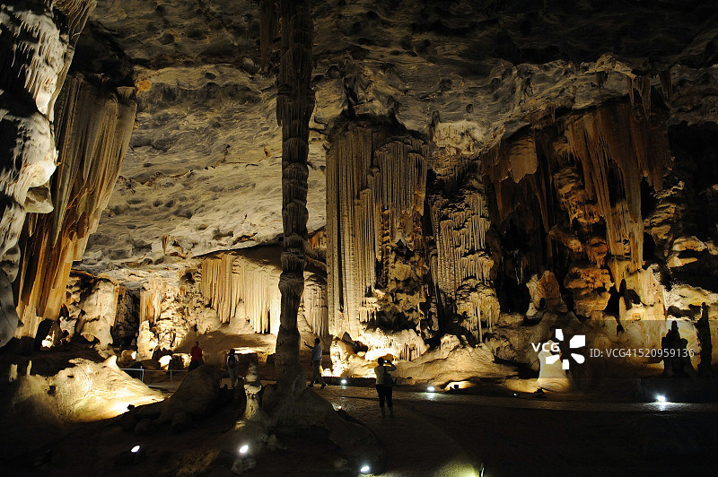南非奥茨胡恩的坎果洞穴图片素材