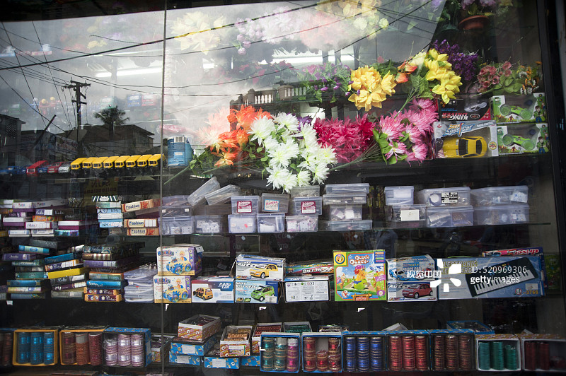 印度泰米尔纳德邦的玩具店图片素材