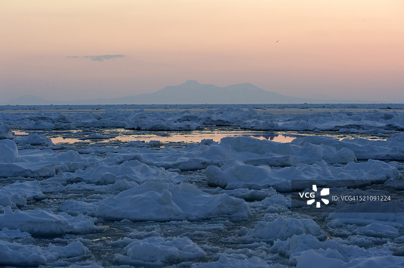 鄂霍次克海的浮冰，日本北海道罗臼图片素材