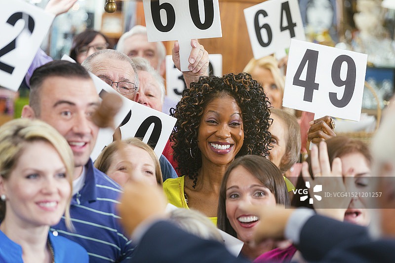 拍卖人群图片素材