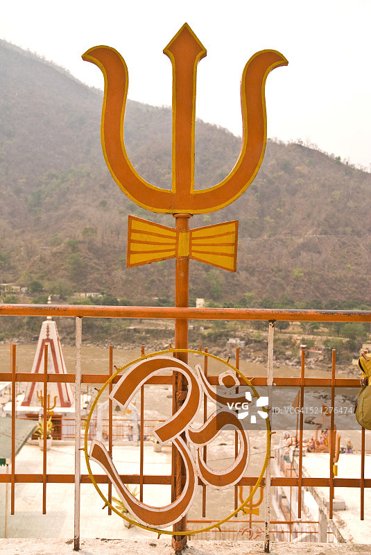 三叉戟和Om，瑞诗凯诗，北安查尔邦，北阿坎德邦，印度图片素材