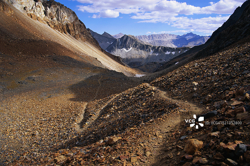 内华达山脉中的山谷图片素材
