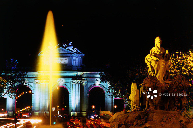 西班牙马德里夜景图片素材