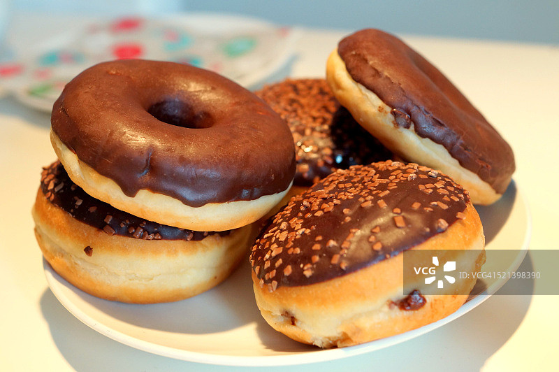 一摞自制甜甜圈图片素材