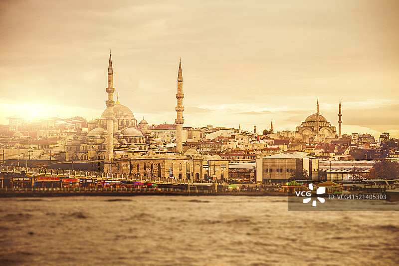 伊斯坦布尔黄昏城市景观图片素材