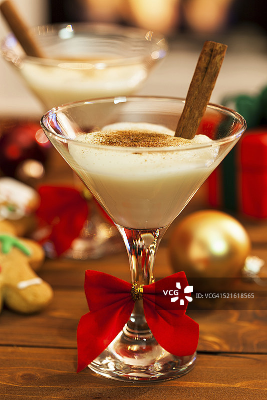 圣诞节的蛋奶酒图片素材