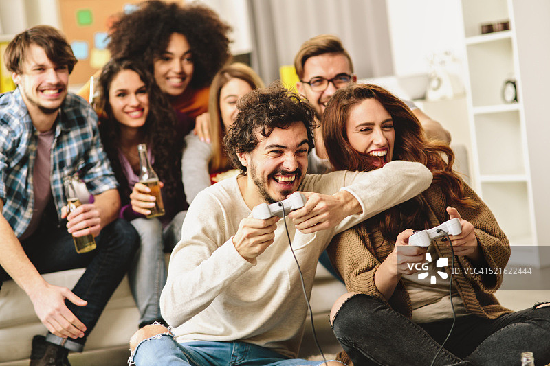 朋友开心图片素材