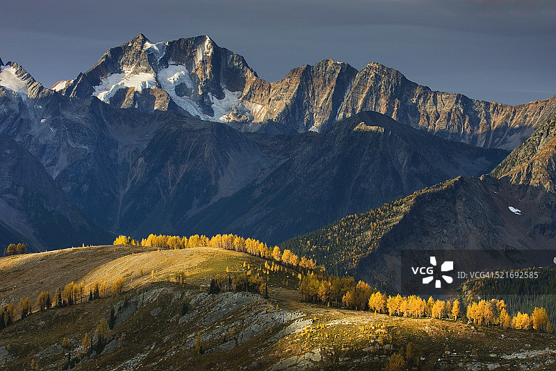 不列颠哥伦比亚省的珀塞尔山脉图片素材