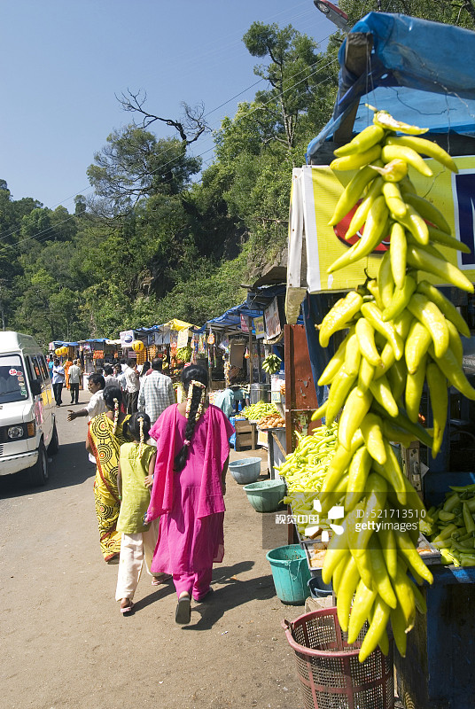 印度泰米尔纳德邦科代卡纳尔银色瀑布附近的商店图片素材
