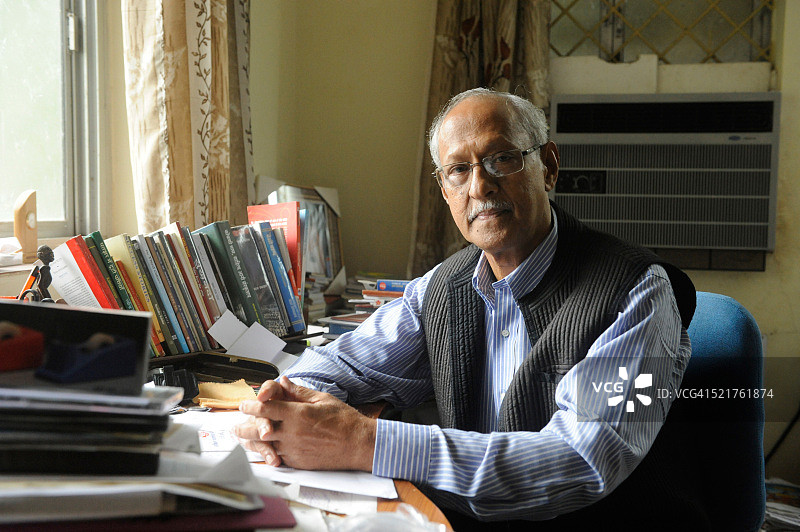 印度果阿邦著名作家达莫达尔·莫扎图片素材