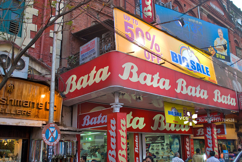位于印度西孟加拉邦加尔各答林赛街的Bata鞋店图片素材