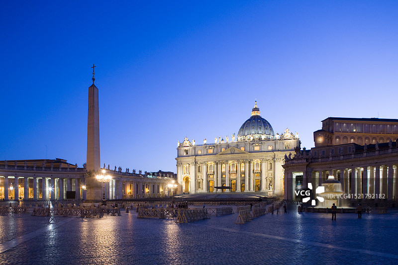 圣彼得广场和圣彼得大教堂图片素材