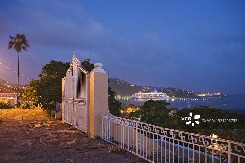 从桑塔纳别墅看到的夏洛特阿马利亚港图片素材