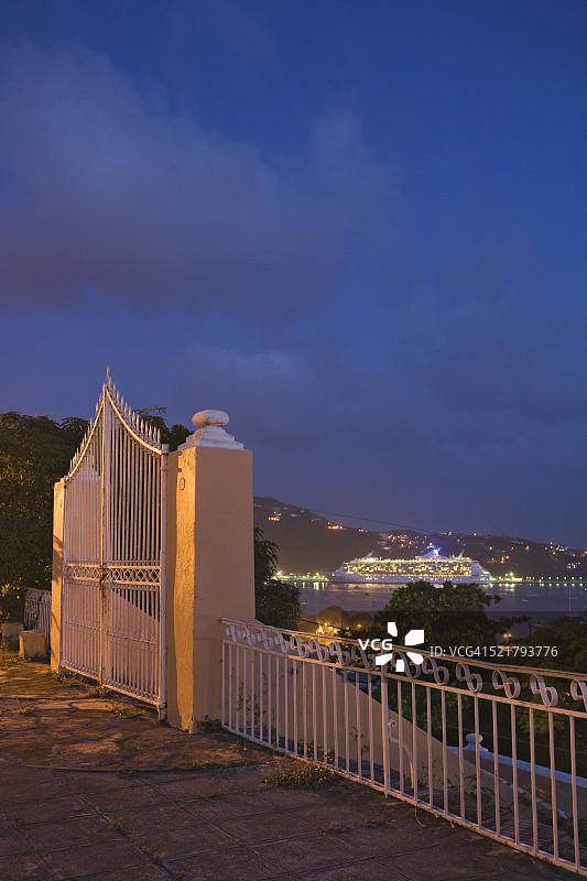 从桑塔纳别墅看到的夏洛特阿马利亚港图片素材