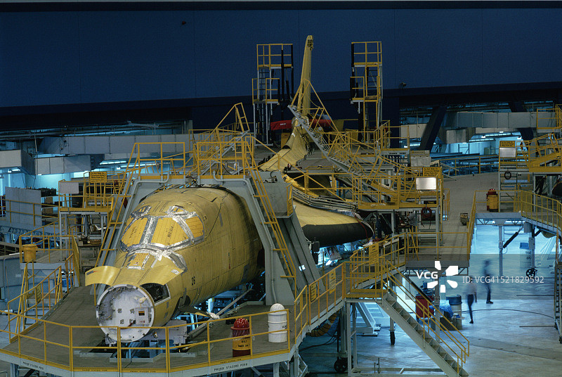 B-1轰炸机建造中图片素材