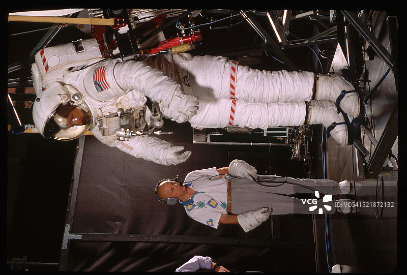 排练太空望远镜维修图片素材