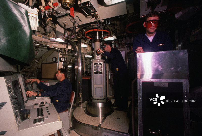 潜艇指挥控制中心图片素材