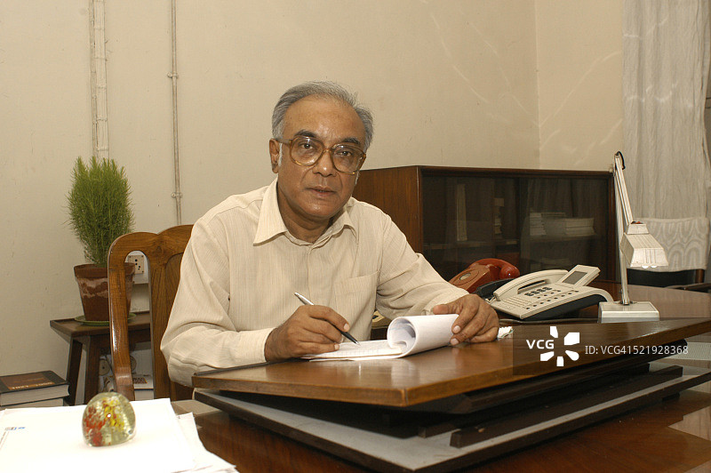 阿西姆·达斯古普塔，印度西孟加拉邦财政部长图片素材