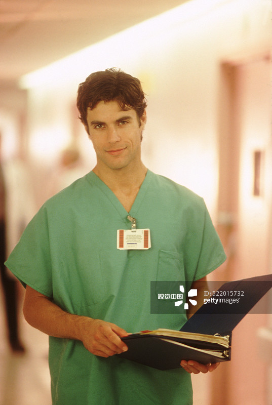 微笑的实习生图片素材