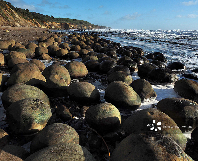 加利福尼亚保龄球海滩球形岩石结核图片素材