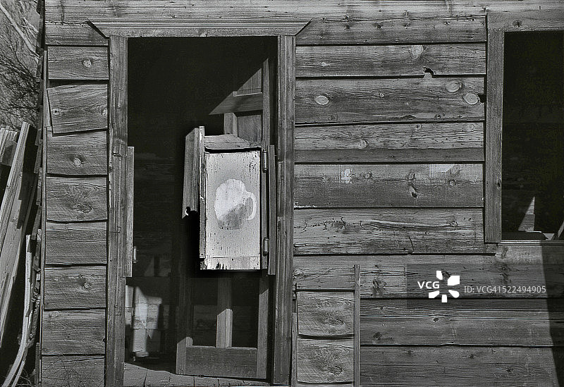 废弃的建筑物图片素材