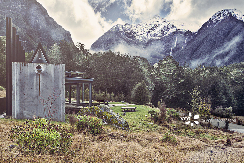 新西兰路特本通道的路特本避难所图片素材